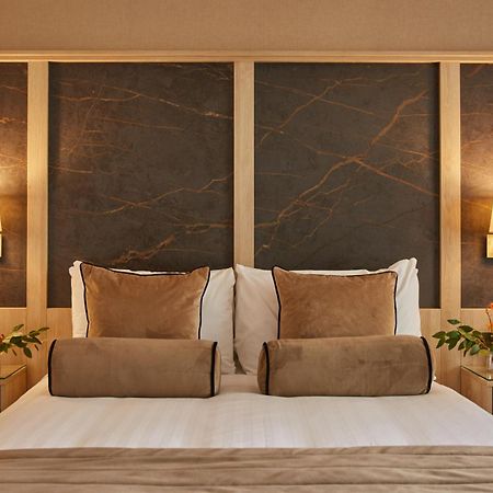 Hotel County Arms Birr Esterno foto
