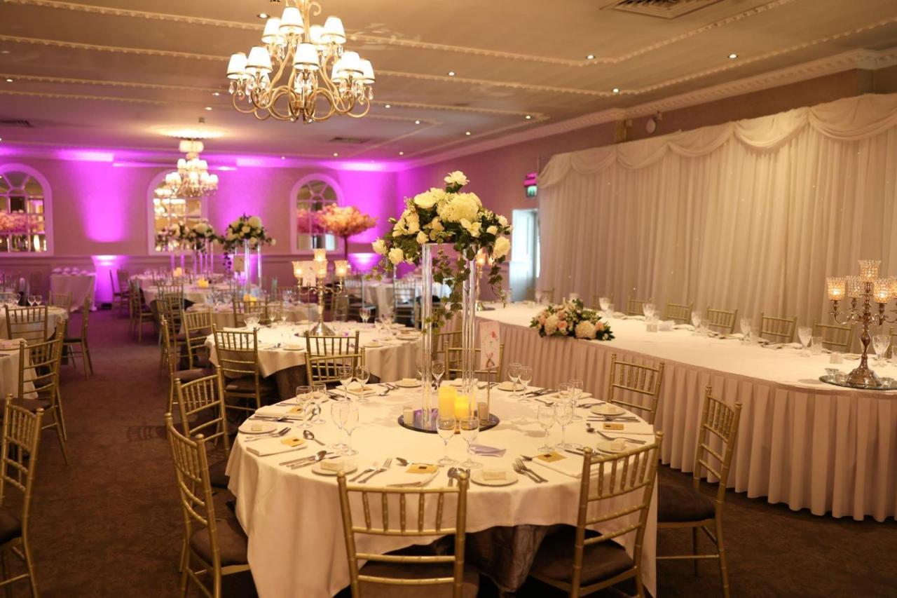 Hotel County Arms Birr Esterno foto