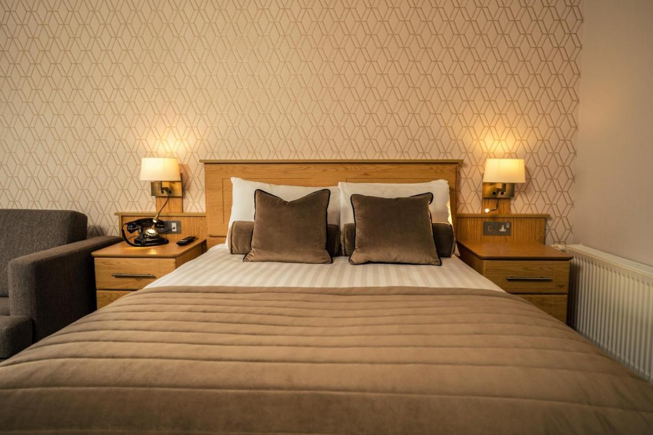 Hotel County Arms Birr Esterno foto