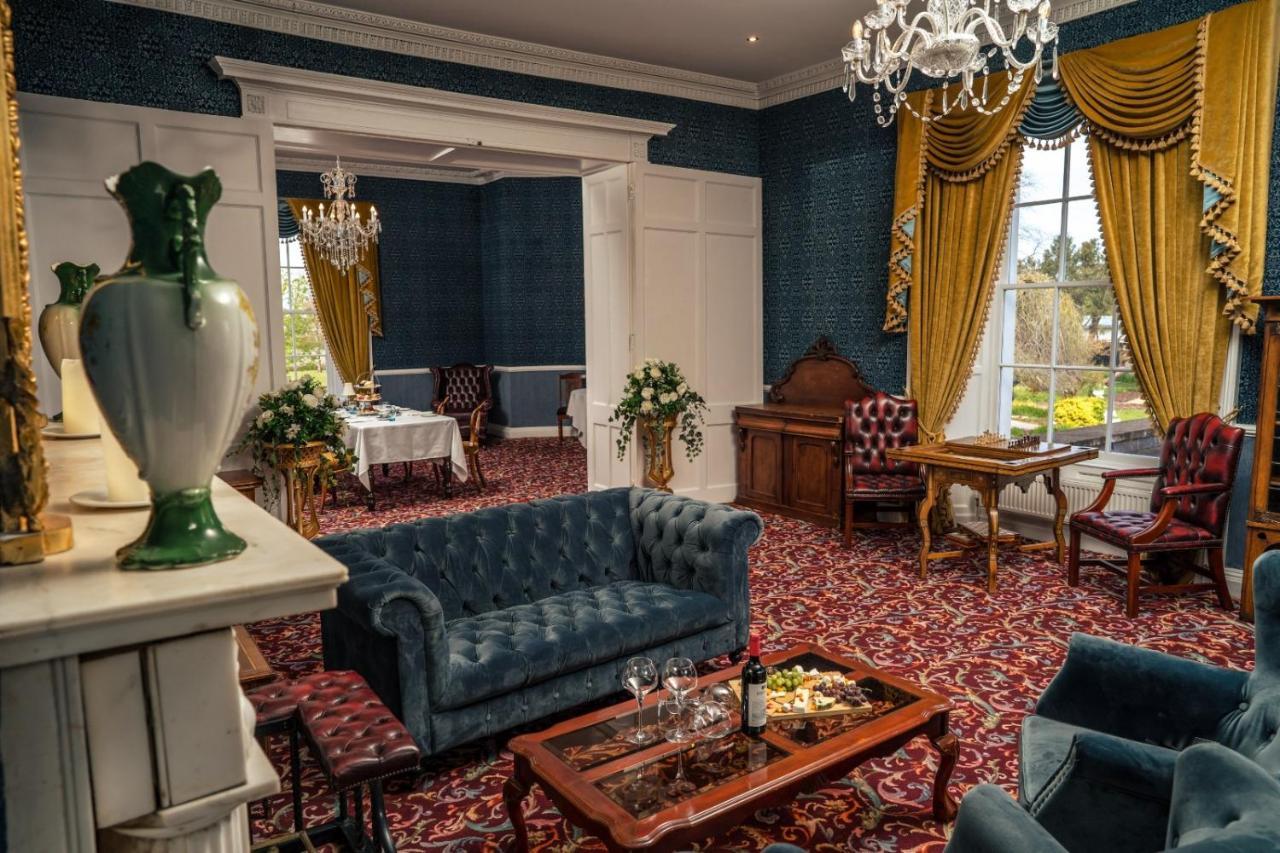 Hotel County Arms Birr Esterno foto