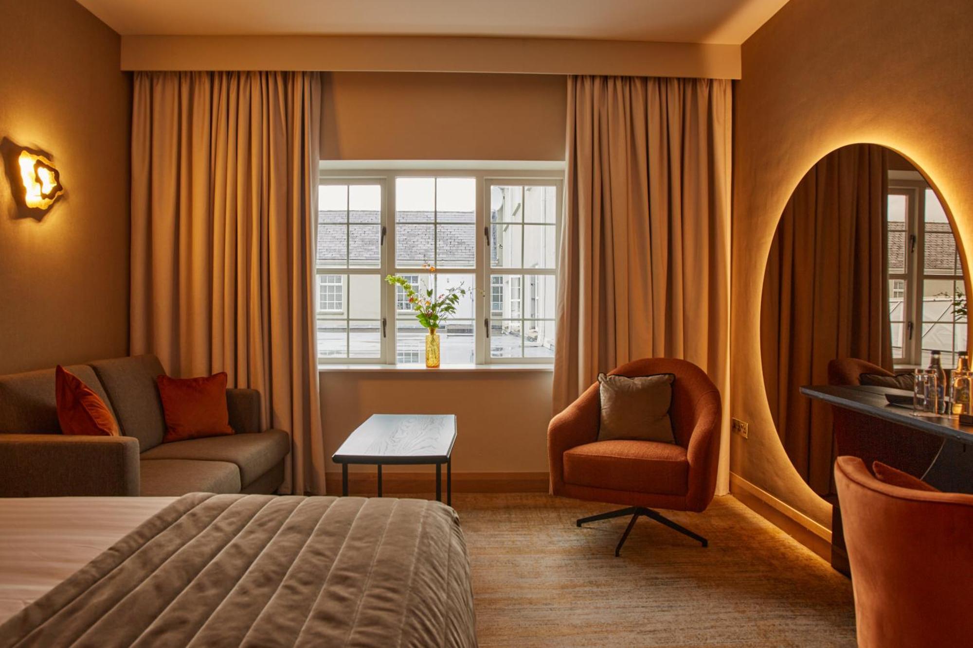 Hotel County Arms Birr Esterno foto