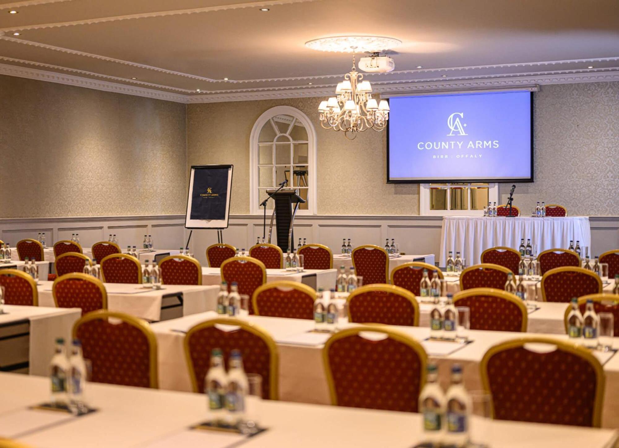 Hotel County Arms Birr Esterno foto