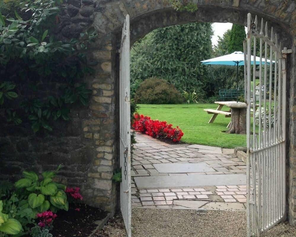 Hotel County Arms Birr Esterno foto