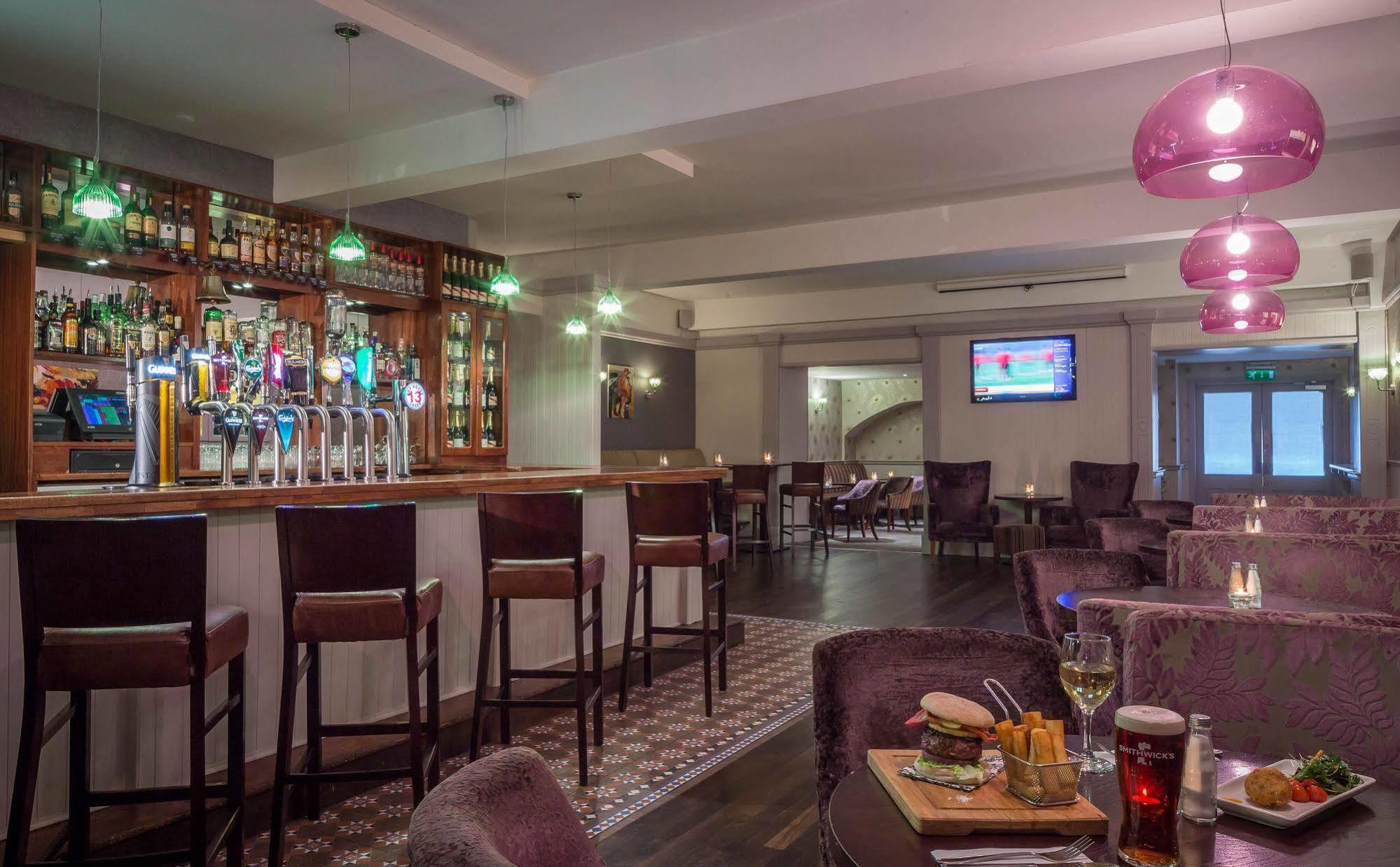 Hotel County Arms Birr Esterno foto